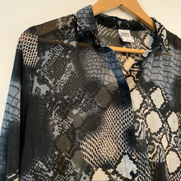 Vero Moda | Patterned See-Through Button Up - Picture 2 of 13